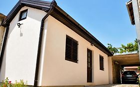 Balkan House